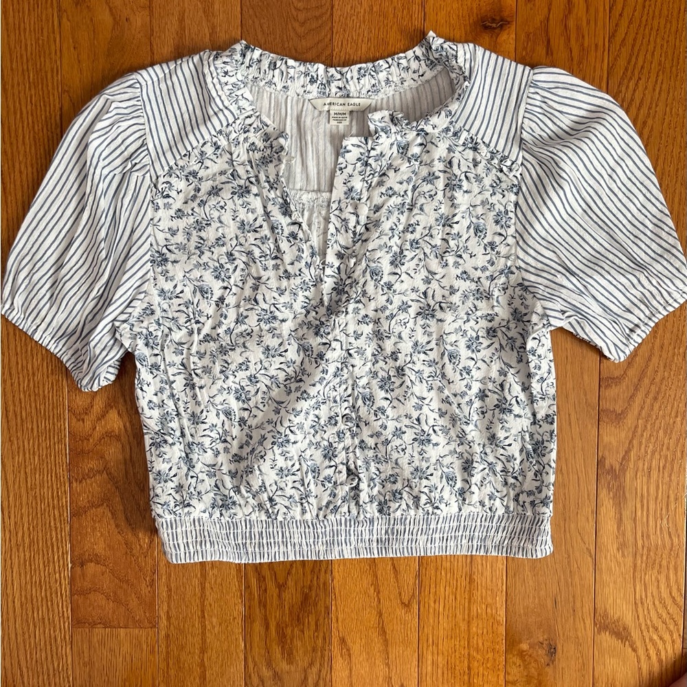 American eagle crop top